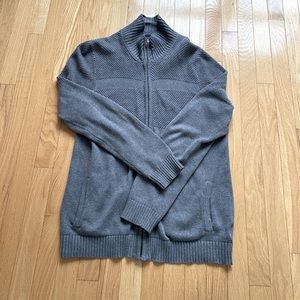 Guess Mens grey sweater